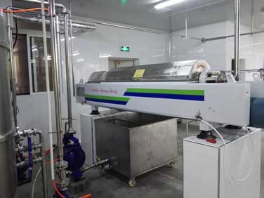 350不鏽鋼（gāng）臥螺離心（xīn）機